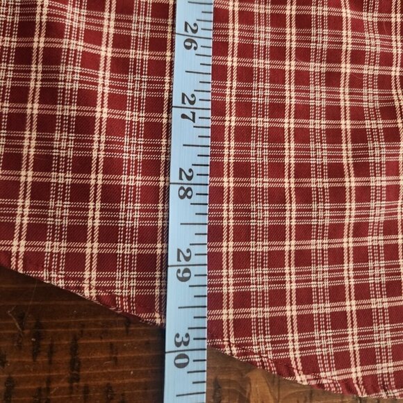 L.L. Bean Men's Long Sleeve Button-Down Shirt - Picture 7 of 12